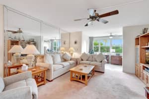 9 Willowbrook Lane 208, Delray Beach, FL 33446 Sold 03/28/24