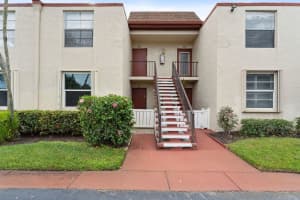 8 Willowbrook Lane 101, Delray Beach, FL 33446 Sold 06/07/24