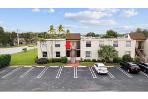 8 Willowbrook Lane 101, Delray Beach, FL 33446 Sold 06/07/24