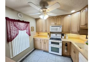 309 Cape Cod Circle, Lake Worth, FL 33467 Sold 07/30/24