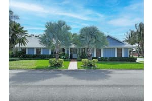 9020 SE Jupiter Narrows Place, Hobe Sound, FL 33455 Sold 03/28/24