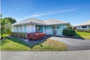 14 Slash Pine Drive, Boynton Beach, FL 33436 Sold 04/02/24