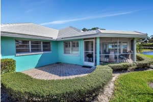 14 Slash Pine Drive, Boynton Beach, FL 33436 Sold 04/02/24