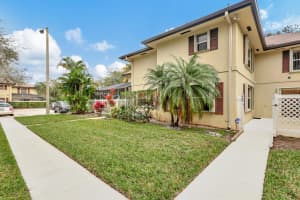 46 Essex Court D, Royal Palm Beach, FL 33411 Sold 07/15/24
