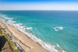 1555 NE Ocean Boulevard 203 N, Stuart, FL 34996 Sold 08/30/24