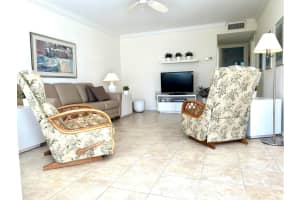2840 Cynthia Lane 102, Lake Worth Beach, FL 33461 Sold 05/15/24