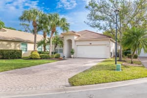 4076 NW Deer Oak Drive, Jensen Beach, FL 34957 Sold 03/18/24
