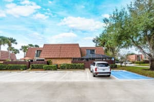 3003 SW Sunset Trace Circle, Palm City, FL 34990 Sold 07/24/24