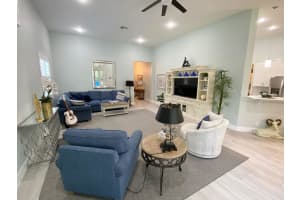 102 Via Castilla, Jupiter, FL 33458 Sold 04/19/24