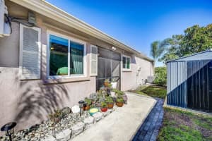 3 E Chesterfield Drive, Boynton Beach, FL 33426 Sold 04/03/24