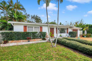 100 Gregory Place, West Palm Beach, FL 33405 Sold 03/22/24