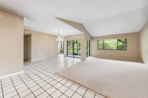 5630 Coach House Circle D, Boca Raton, FL 33486 Sold 03/05/24