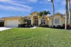 3761 Cypress Lake Drive, Lake Worth, FL 33467 Sold 05/31/24