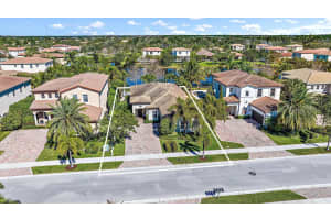 127 Behring Way, Jupiter, FL 33458 Sold 02/22/24