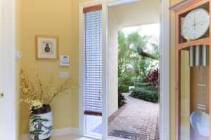 103 Palm Bay Circle B, Palm Beach Gardens, FL 33418 Sold 10/01/24