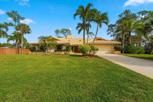 188 Warm Springs Terrace, Wellington, FL 33414 Sold 05/10/24