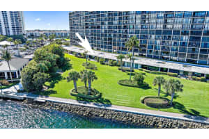 122 Lakeshore Drive 6-39, North Palm Beach, FL 33408 Sold 04/25/24