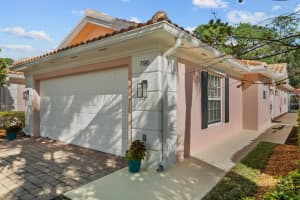 796 SW Tamarrow Place, Stuart, FL 34997 Sold 06/14/24