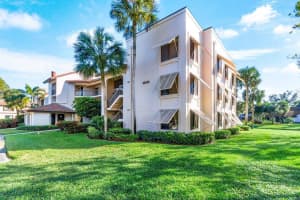 10092 Cedar Point Boulevard 106, Boynton Beach, FL 33437 Sold 03/26/24