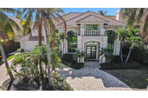 968 Banyan Drive, Delray Beach, FL 33483 Sold 05/10/24