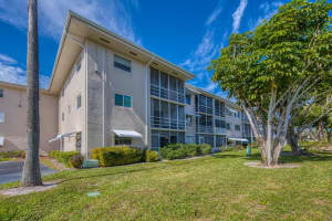 2581 Garden Drive N 110, Lake Worth, FL 33461 Sold 07/26/24