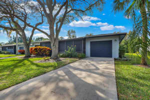 1717 W Sanderling Lane R, Fort Pierce, FL 34982 Sold 02/29/24