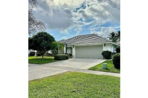 1045 Egret Circle N, Jupiter, FL 33458 Sold 04/08/24