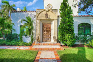 623 Avon Rd, West Palm Beach, FL 33401, Sold 03/27/24