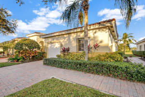 2368 Windjammer Way, Royal Palm Beach, FL 33411, Sold 05/17/24