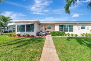165 South Boulevard B, Boynton Beach, FL 33435 Sold 04/29/24