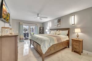 230 SE Ashley Oaks Way, Stuart, FL 34997 Sold 05/07/24