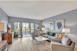 28 Yacht Club Drive 402, North Palm Beach, FL 33408 Sold 03/05/24