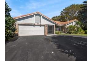 6603 NW 48th Street NW, Coral Springs, FL 33067 Sold 05/03/24