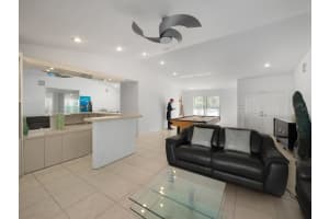 6603 NW 48th Street NW, Coral Springs, FL 33067 Sold 05/03/24