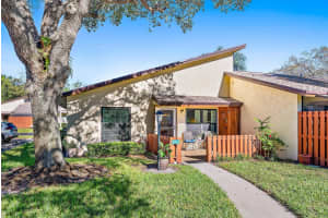 8003 SE Villa Circle, Hobe Sound, FL 33455 Sold 04/19/24