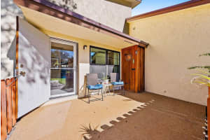 8003 SE Villa Circle, Hobe Sound, FL 33455 Sold 04/19/24