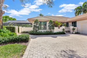 5862 SE Oakmont Place, Stuart, FL 34997 Sold 04/26/24