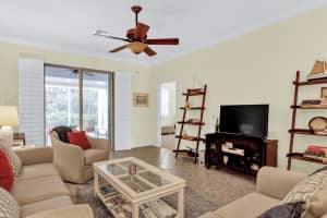6425 Oxford Circle 102, Vero Beach, FL 32966 Sold 03/26/24
