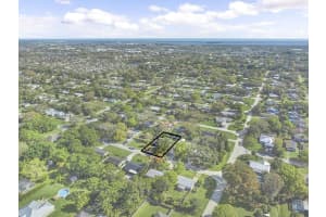 626 18th Court, Vero Beach, FL 32962 Sold 03/04/24