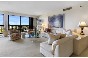 2450 Presidential Way 906, West Palm Beach, FL 33401 Sold 03/28/25