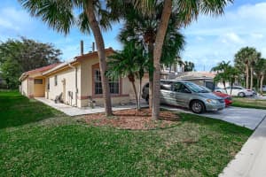 7085 Chesapeake Circle, Boynton Beach, FL 33436 Sold 04/05/24