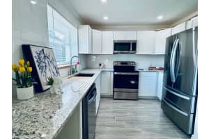 500 NW Stuart Avenue, Stuart, FL 34994 Sold 06/25/24