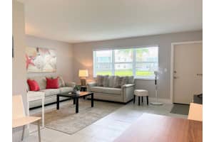 660 Horizons W 105, Boynton Beach, FL 33435 Sold 04/30/24