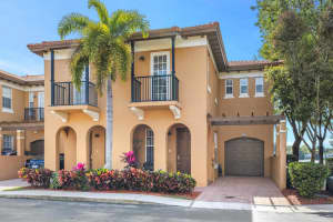6893 Julia Gardens Drive, Coconut Creek, FL 33073 Sold 03/19/24