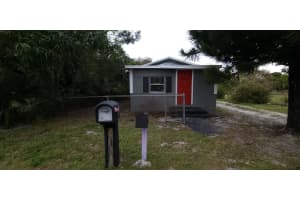 425 N 26th Street, Fort Pierce, FL 34947 Sold 10/07/24
