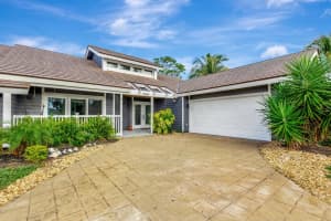 10440 SE Jupiter Narrows Drive, Hobe Sound, FL 33455 Sold 05/27/24