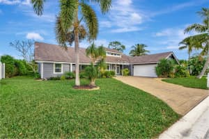 10440 SE Jupiter Narrows Drive, Hobe Sound, FL 33455 Sold 05/27/24