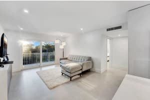 311 E Ocean Avenue 308, Lantana, FL 33462 Sold 05/31/24