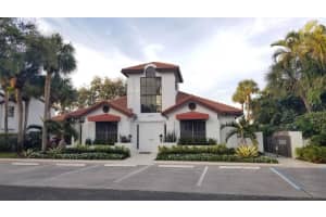 2419 Treasure Isle Drive 10, Palm Beach Gardens, FL 33410 Sold 04/29/24
