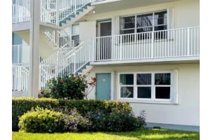 210 Horizons E 102, Boynton Beach, FL 33435 Sold 04/29/24